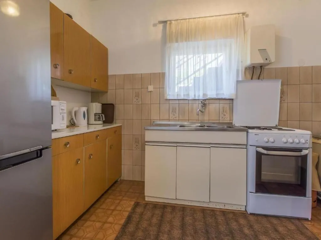 Apartments Tara Selce