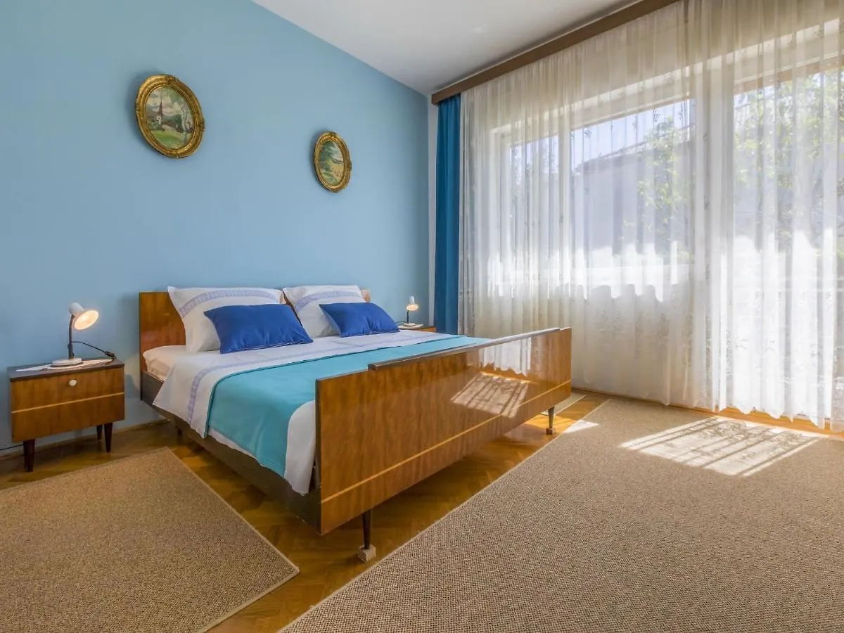 Apartments Tara Selce